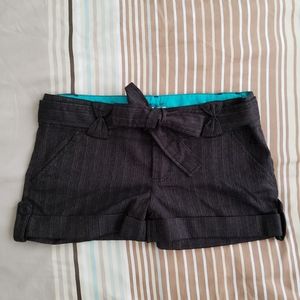 Matix Black Textured Women's shorts